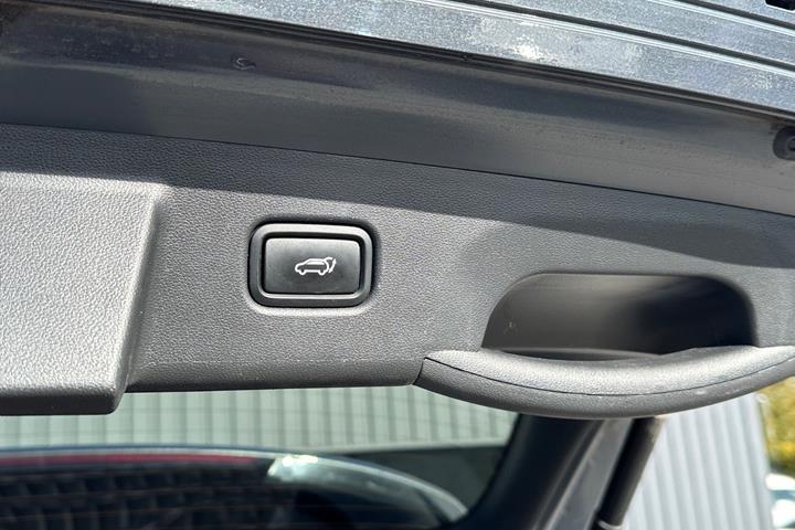 Grå Hyundai Tucson fra 2022