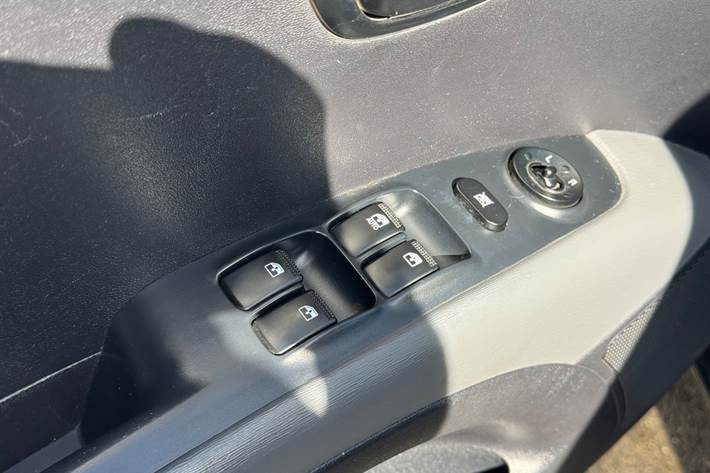 Sort Hyundai i10 fra 2009