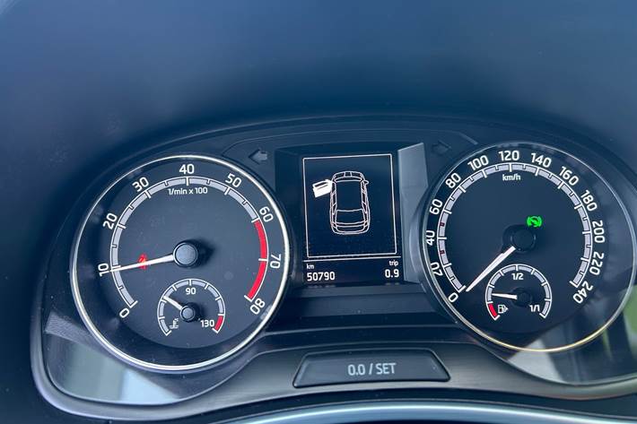 Blå Skoda Fabia fra 2023