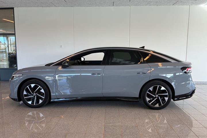 Grå VW ID.7 fra 2024