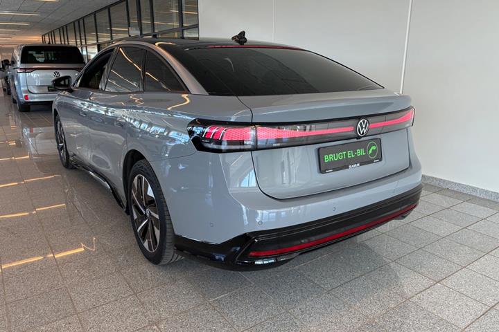 Grå VW ID.7 fra 2024
