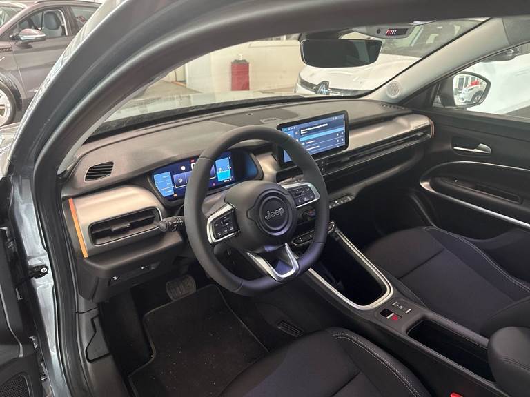 Jeep Avenger 54 Summit