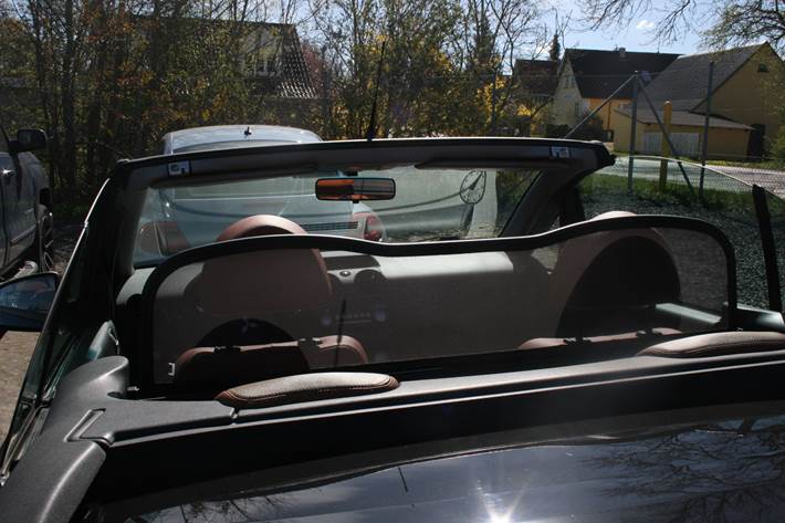 Sort Mitsubishi Colt fra 2008