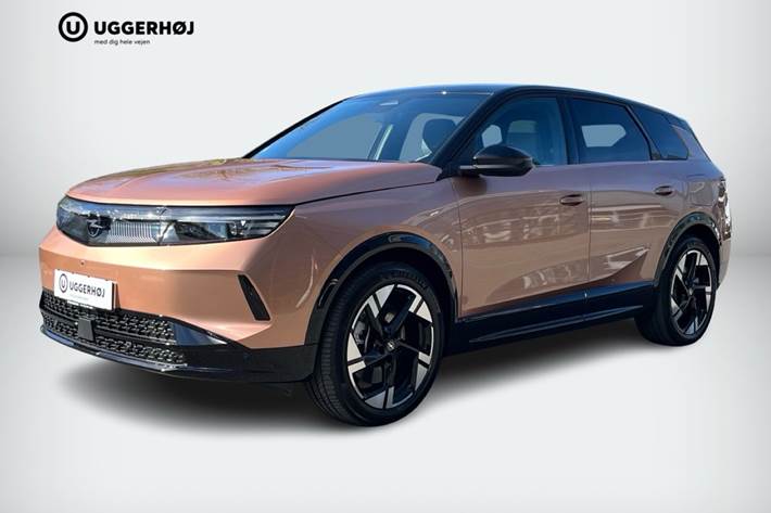 Bronze Opel Grandland fra 2025 set udefra