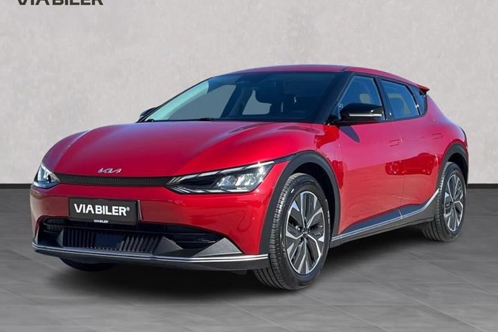 Rød Kia EV6 fra 2023 set udefra