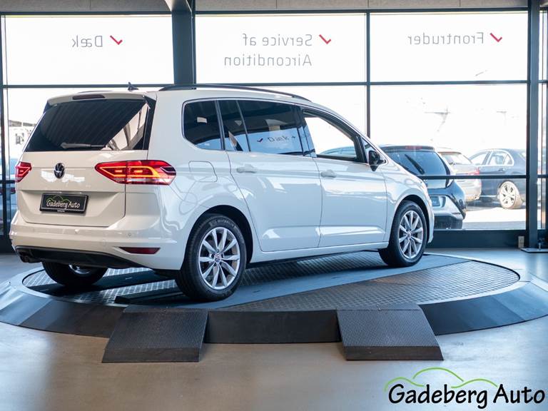 VW Touran 2,0 TDi 150 Comfortline DSG Van