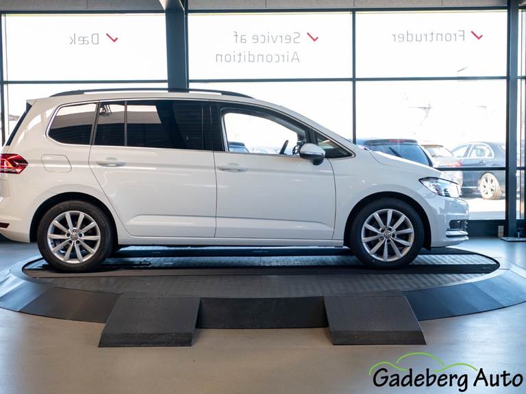 VW Touran 2,0 TDi 150 Comfortline DSG Van