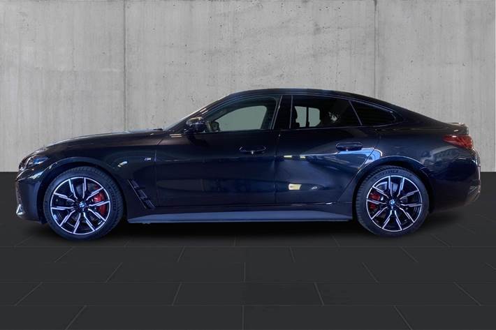 Sort BMW i4 fra 2024