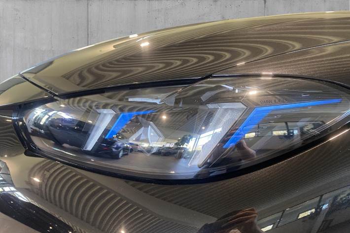 Sort BMW i4 fra 2024