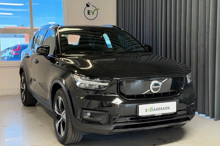Sort Volvo XC40 fra 2021