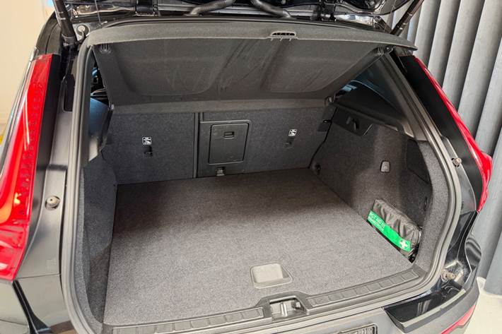 Sort Volvo XC40 fra 2021