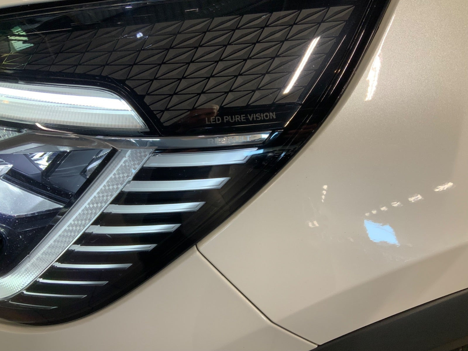 Hvid Renault Captur fra 2019