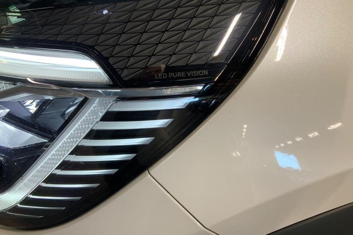 Hvid Renault Captur fra 2019