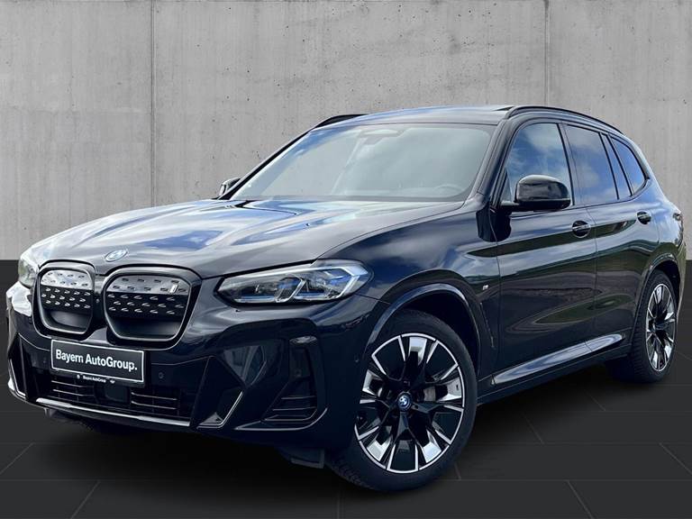 BMW iX3 Charged Plus M-Sport