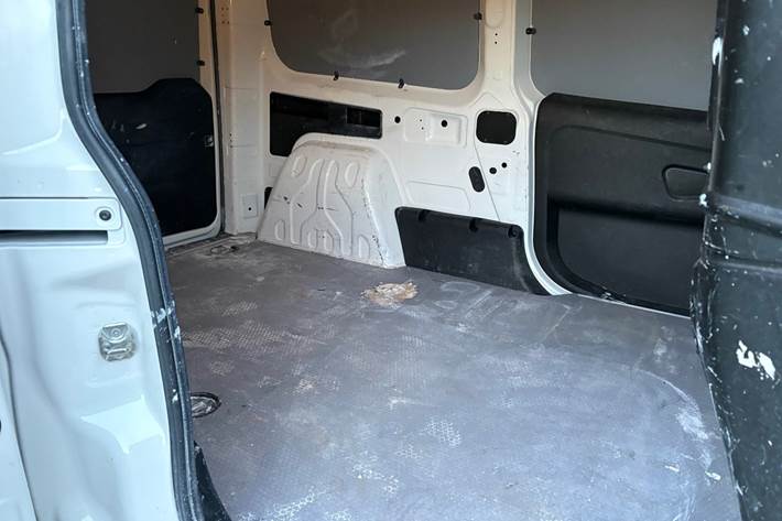 Hvid Opel Combo fra 2017