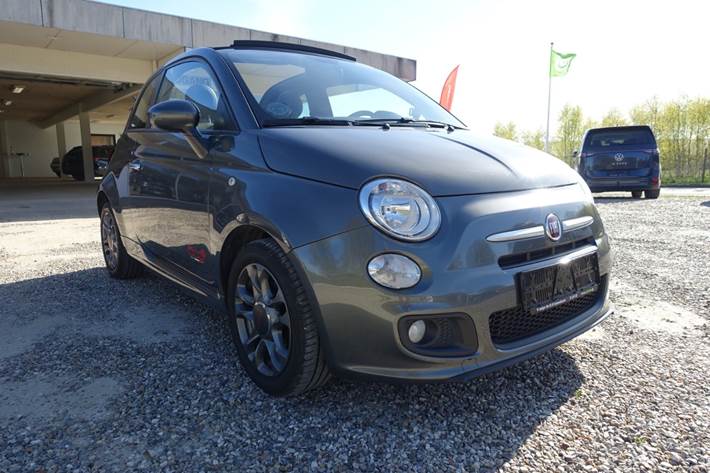 Grå Fiat 500C fra 2013
