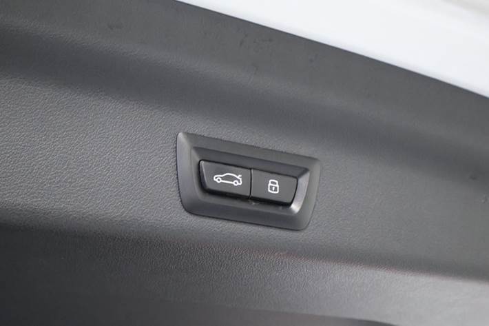 Hvid BMW iX1 fra 2023