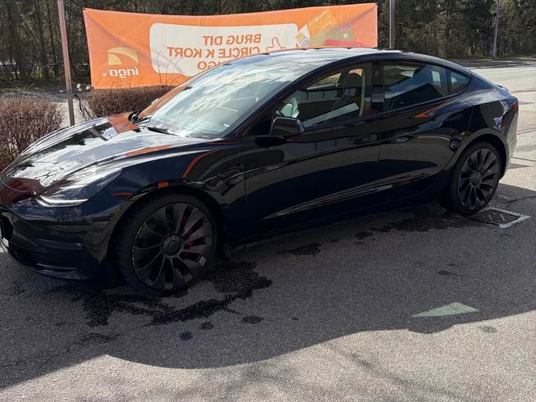 Tesla Model 3 Performance AWD