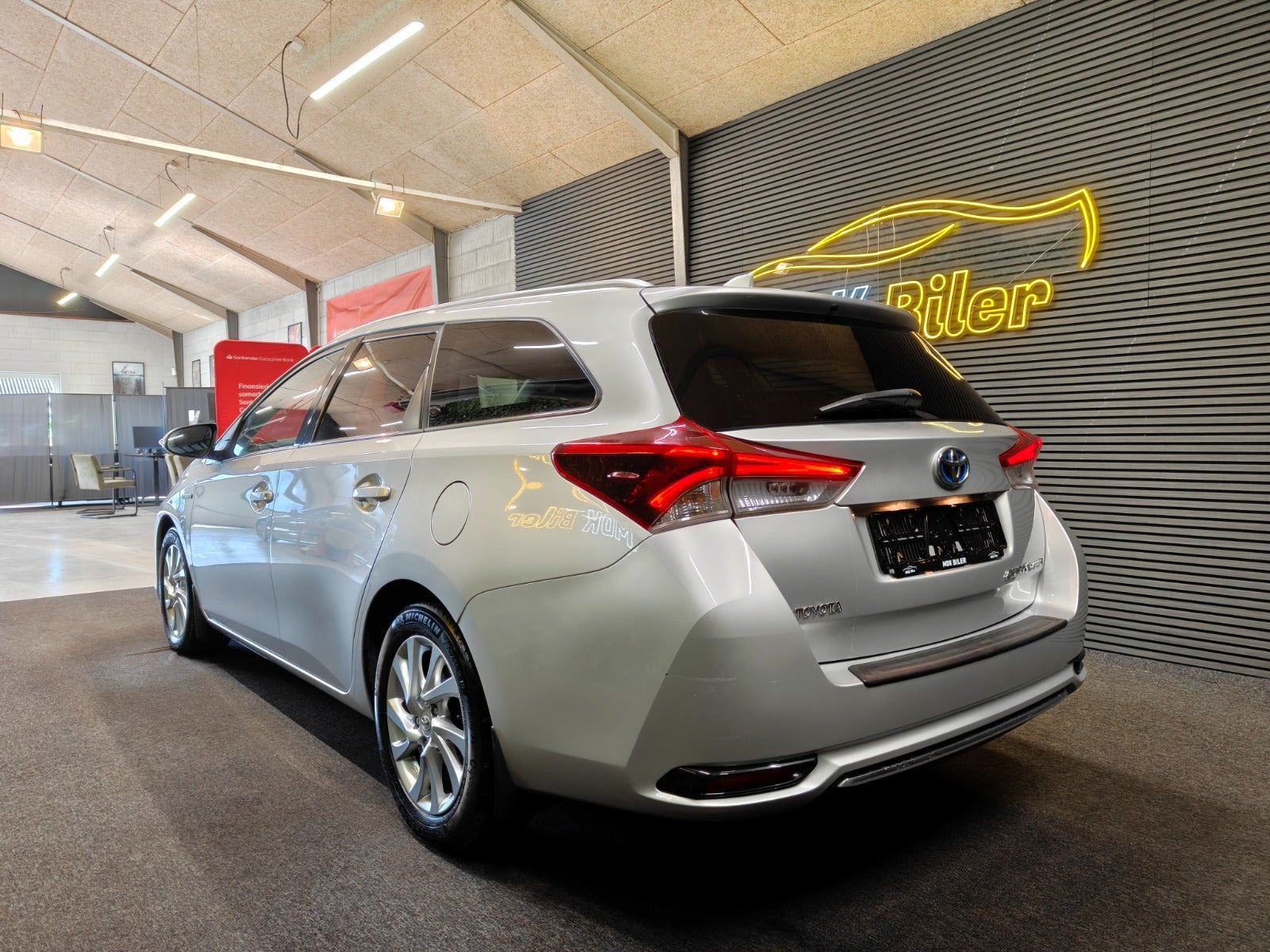 undefined Toyota Auris fra 2015