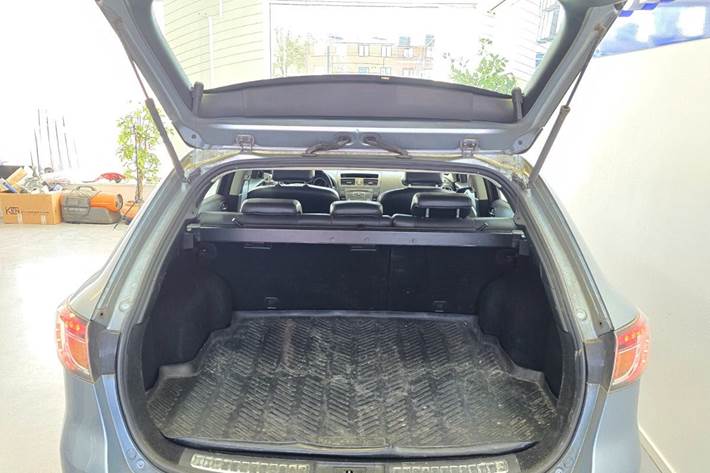 Blå Mazda 6 fra 2011