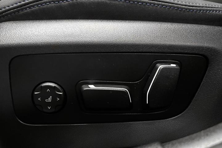 Sort BMW i5 fra 2026