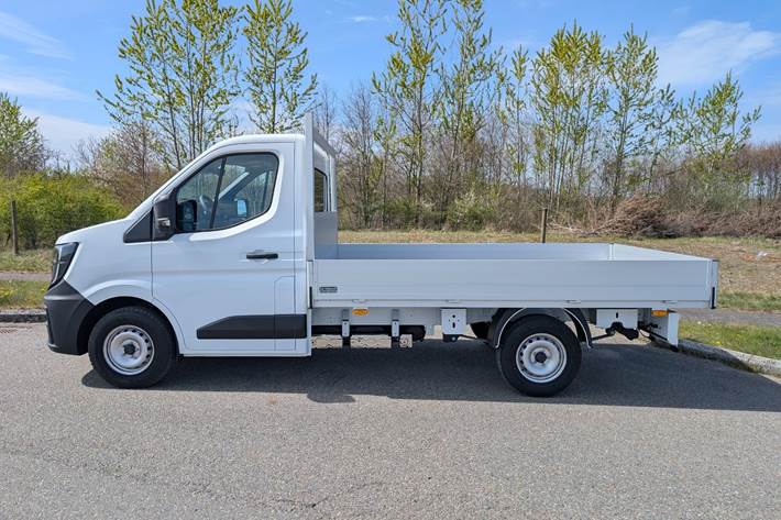 Hvid Renault Master V T35 fra 2026
