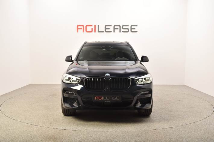 Sort BMW X3 fra 2020