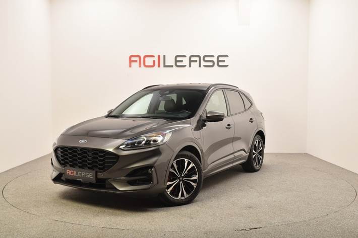 Grå Ford Kuga fra 2020