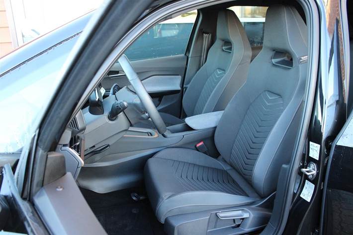 Sort Cupra Born fra 2025