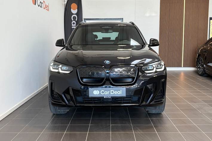 Sort BMW iX3 fra 2022