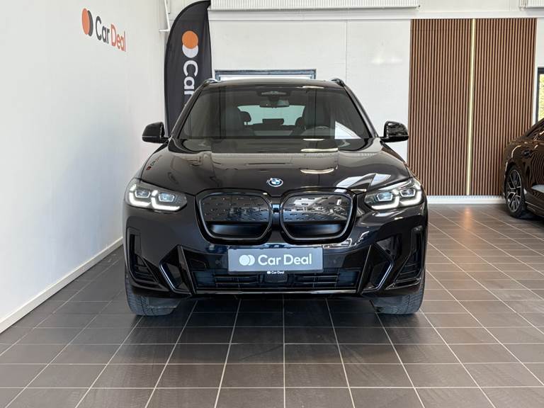 BMW iX3 Charged M-Sport