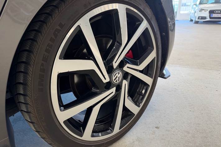 Sort VW Polo fra 2018