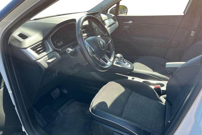 Hvid Renault Captur fra 2020