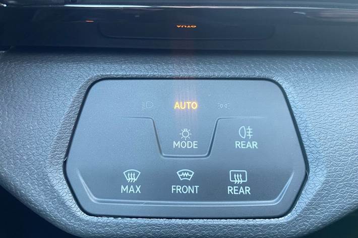 Grå VW ID.4 fra 2023