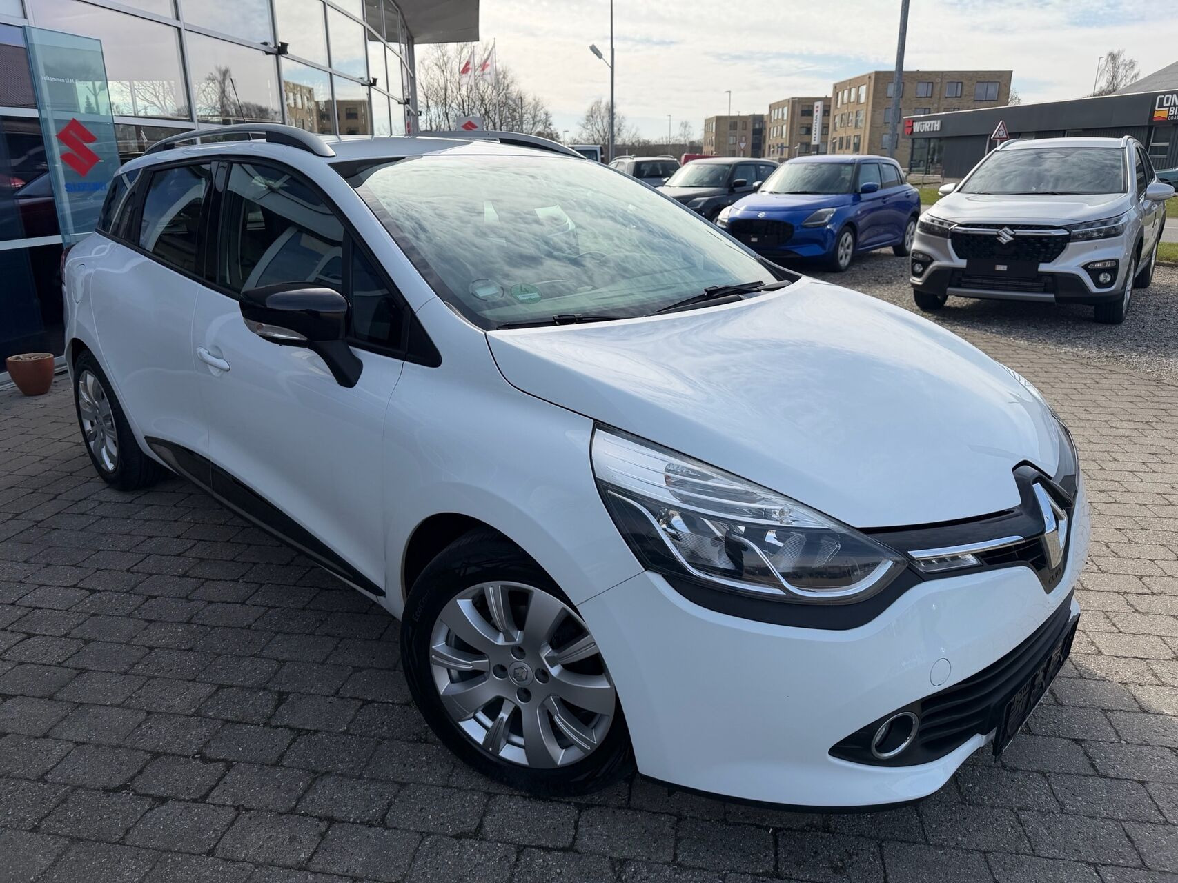 undefined Renault Clio fra 2015