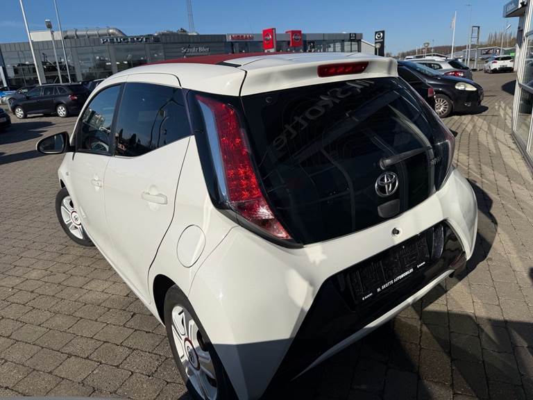 Toyota Aygo 1,0 VVT-I X-Pose 69HK 5d
