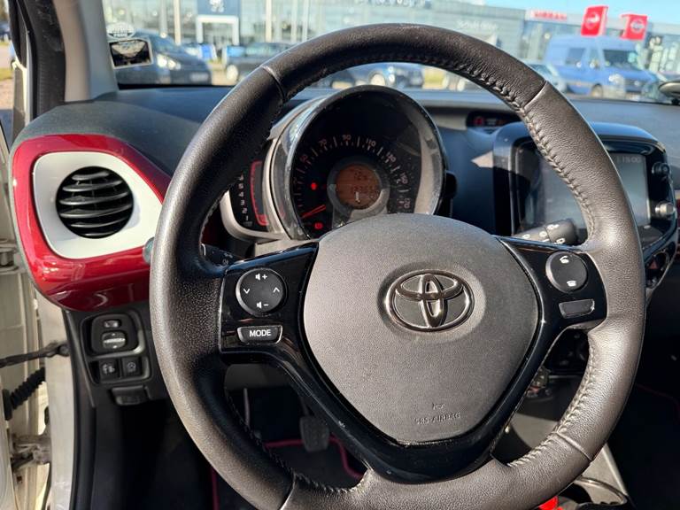 Toyota Aygo 1,0 VVT-I X-Pose 69HK 5d