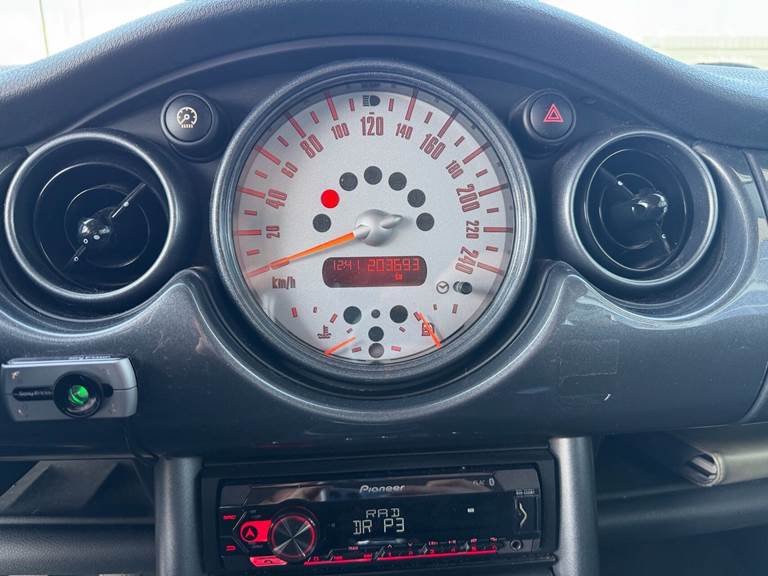 Mini Cooper 1,6 115HK 3d