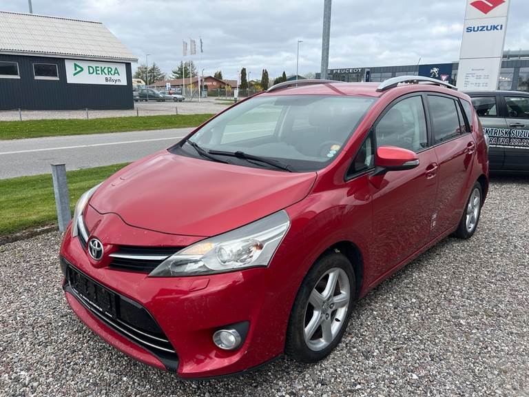 Toyota Sportsvan 1,6 D-4D T2 Touch 112HK Van 6g