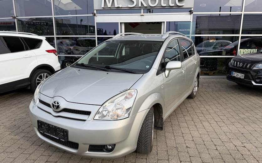 Toyota Corolla Verso 1,8 aut. 129HK