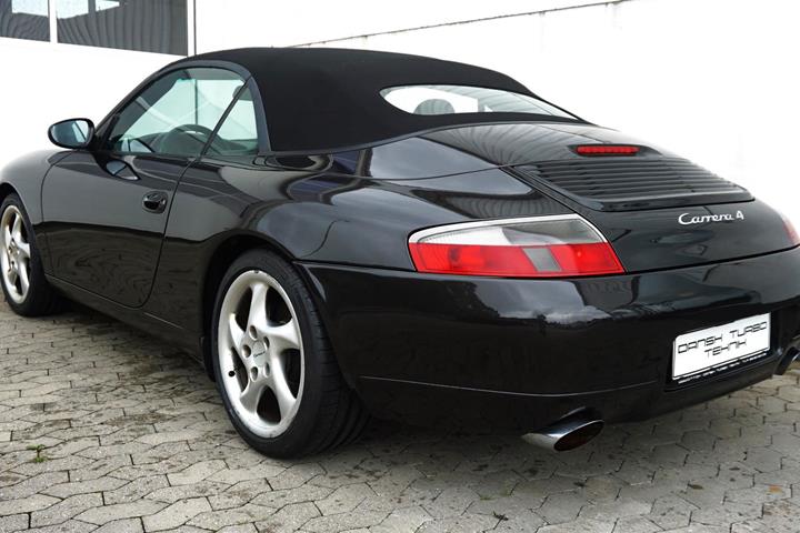 Sort Porsche 911 fra 2000