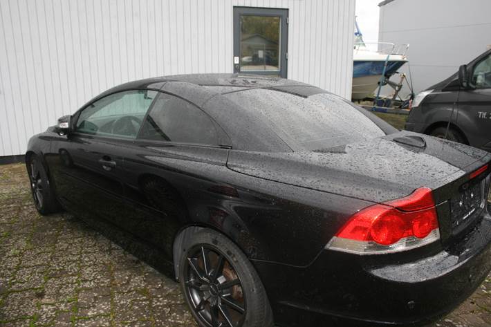 Sort Volvo C70 fra 2008
