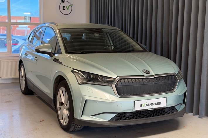 Turquoise Skoda Enyaq fra 2022