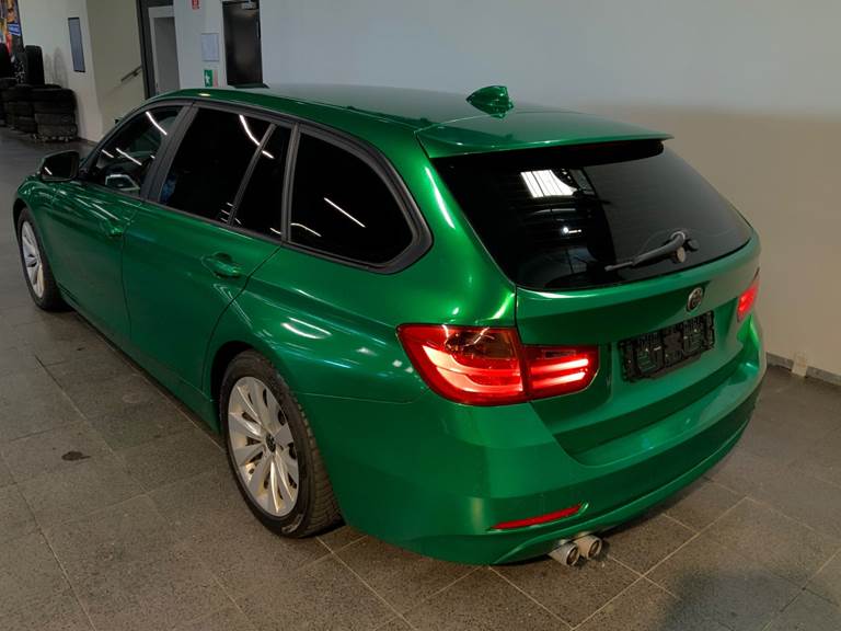BMW 330d 3,0 Touring aut.