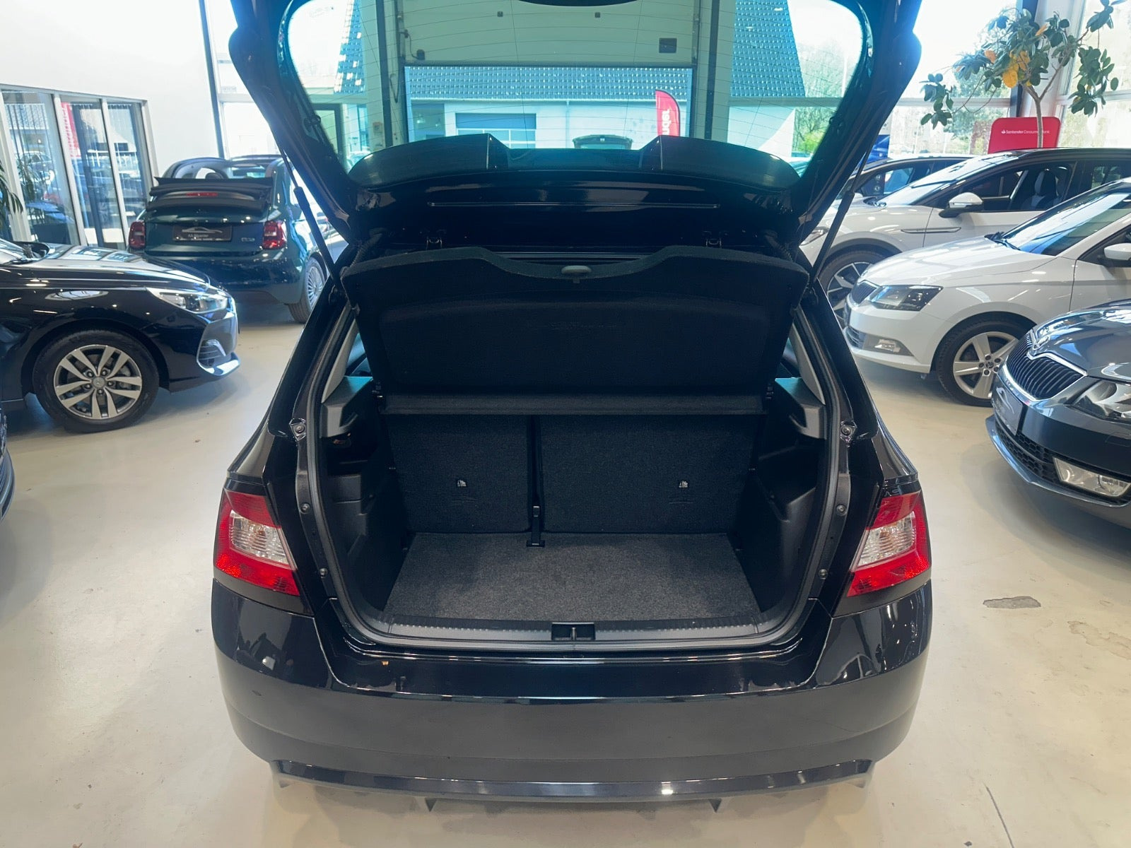 Sort Skoda Fabia fra 2017