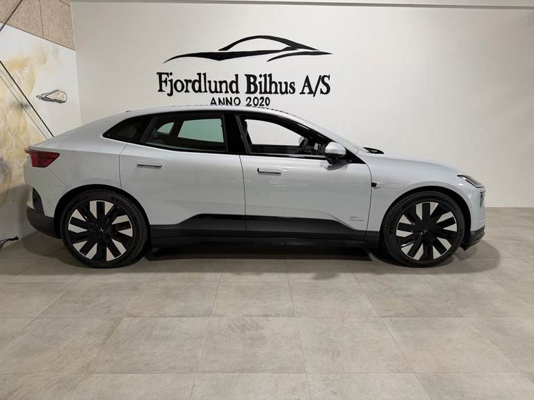 Polestar 4 Long Range