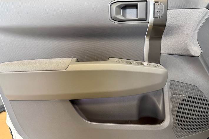 Hvid Kia EV3 fra 2025