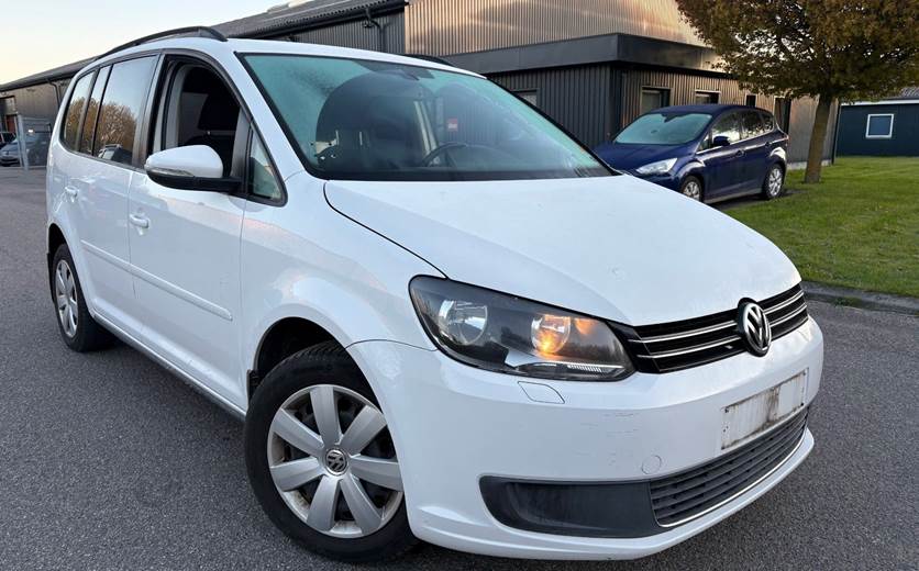 VW Touran 1,6 TDi 105 Comfortline DSG Van
