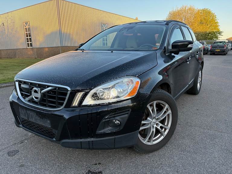 Volvo XC60 2,4 D3 163 Summum aut. AWD Van