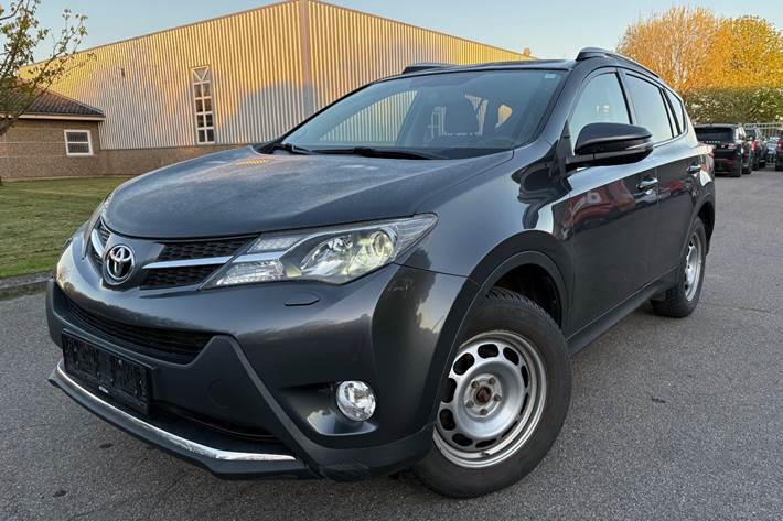 Sort Toyota RAV4 fra 2016